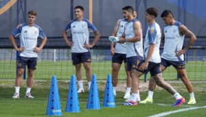 Boca levanta vuelo para dar batalla en Córdoba