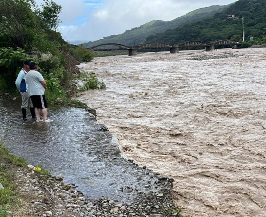 Rio Wierna crecido