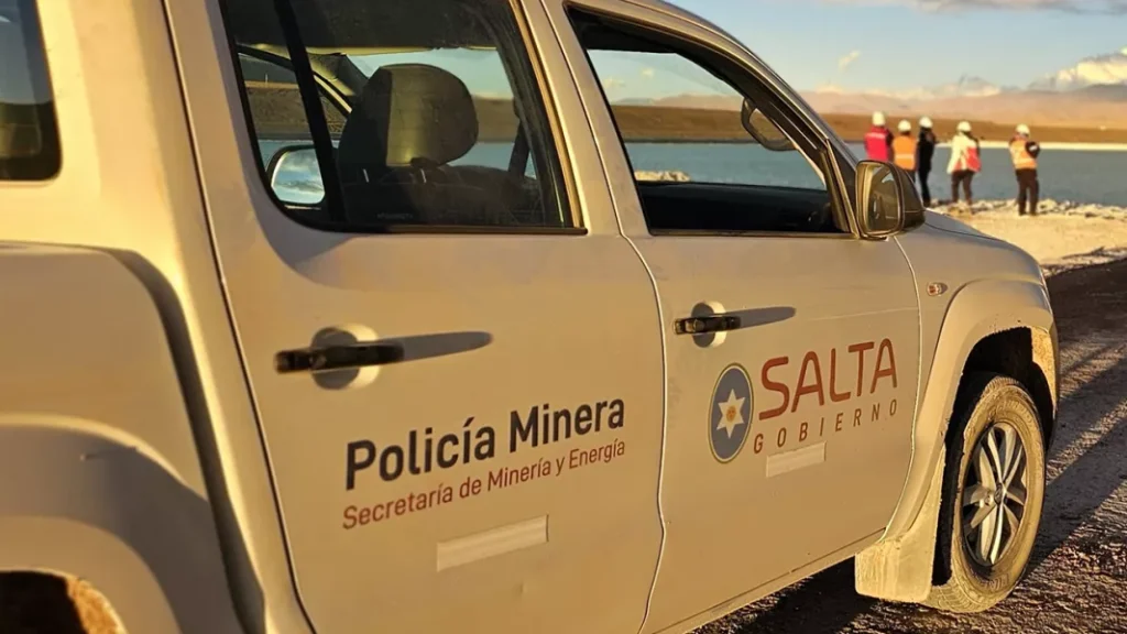 Policia minera 1