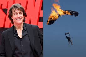 Tom Cruise paracaidas llamas