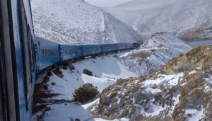 Nieve en la Puna y la ola polar hace tiritar a toda Salta: el invierno golpea con fuerza
